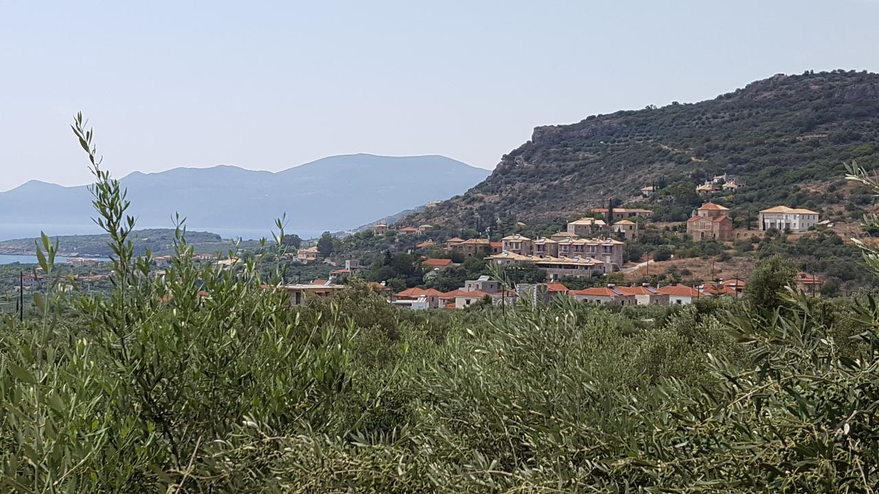 Villa Onar A Stone House With Amazing View Stoúpa Buitenkant foto